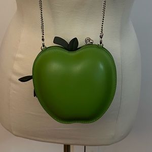 Kate Spade New York picnic Apple novelty purse